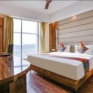 Hotel Fabexpress Kapashera Residency Near Igi Airport New Delhi