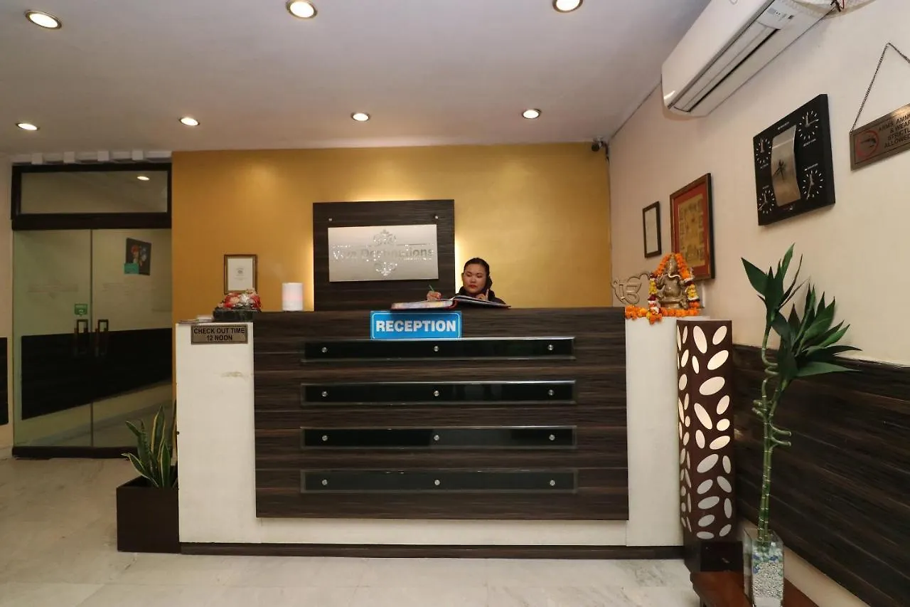 Hotel Mandakini Destination Gurgaon 3*,