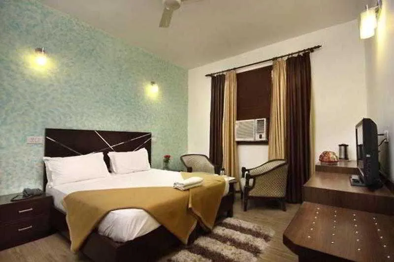 Hotel Mandakini Destination Gurgaon